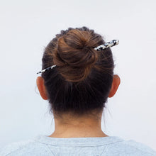 Load image into Gallery viewer, Pluma Hair Pin
